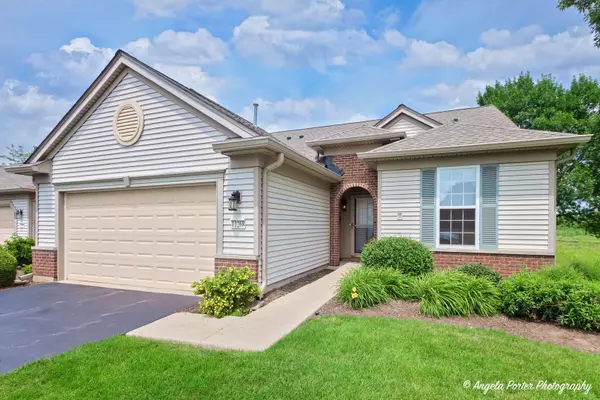 11268 Bellflower LN, Huntley, IL 60142