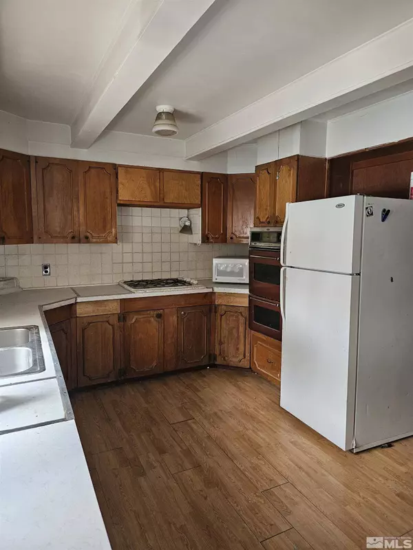 116 English St, Hawthorne, NV 89415