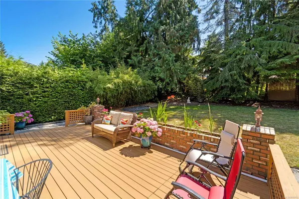 1285 Marina Way, Nanoose Bay, BC V9P 9C1