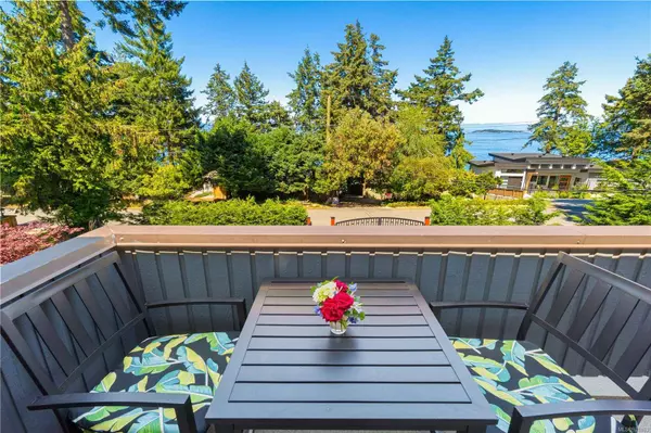 1285 Marina Way, Nanoose Bay, BC V9P 9C1