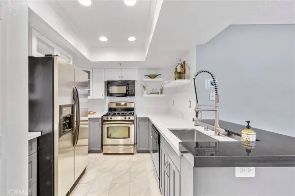 35 Linden AVE #409, Long Beach, CA 90802