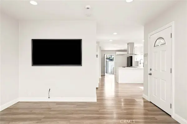 45 W Zane ST, Long Beach, CA 90805