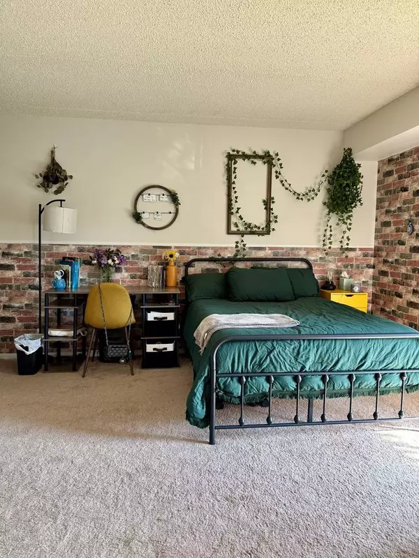 920 Vose DR #103, Gurnee, IL 60031