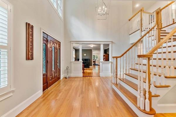 20 Rolling Lane, Dover, MA 02030