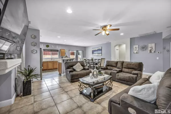 9747 Autumn Leaf, Reno, NV 89506