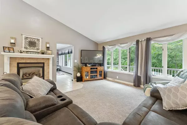 N6803 Donlin Drive, Pardeeville, WI 53954