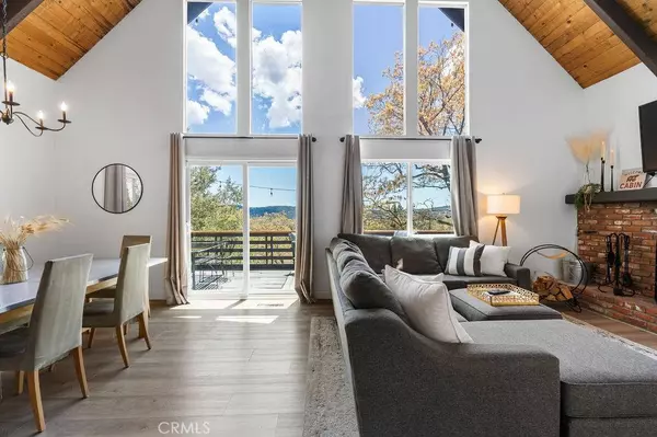 27528 Matterhorn DR, Lake Arrowhead, CA 92352