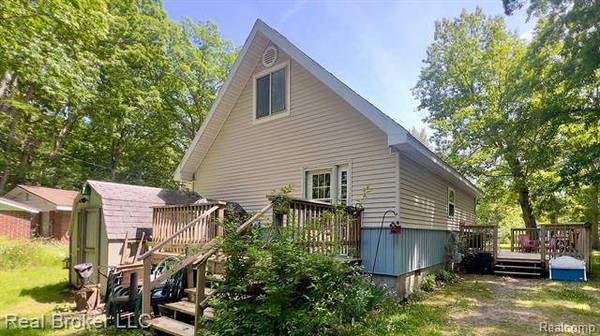 7794 POORMAN Lane, Pigeon, MI 48755