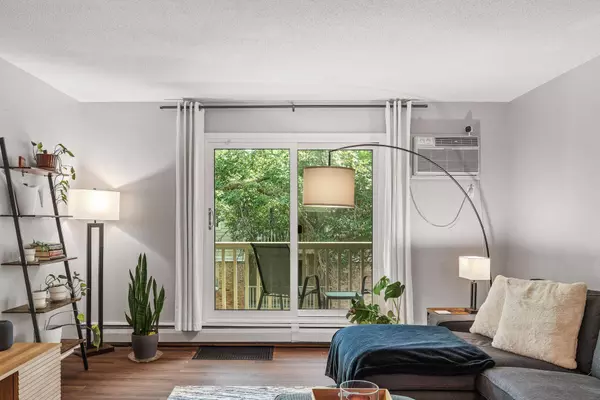 7414 W 22nd ST #305, Saint Louis Park, MN 55426