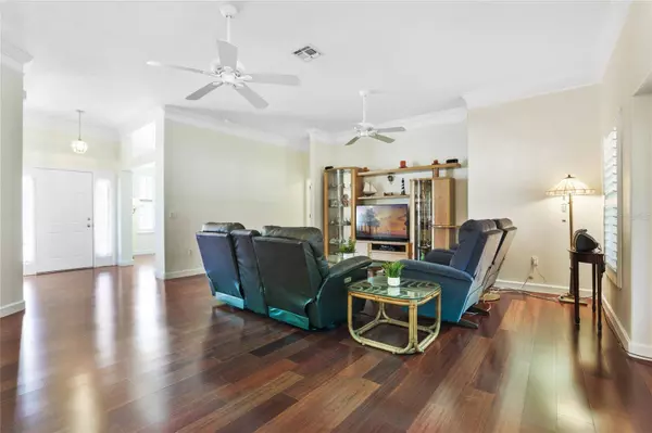 5689 MERLIN WAY, Saint Cloud, FL 34772