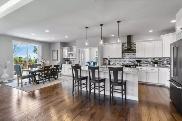 10720 N Blackbird, Mequon, WI 53097