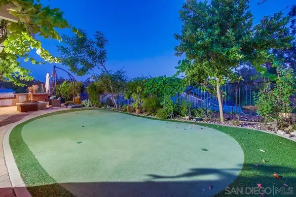 10989 Red Cedar Dr, San Diego, CA 92131