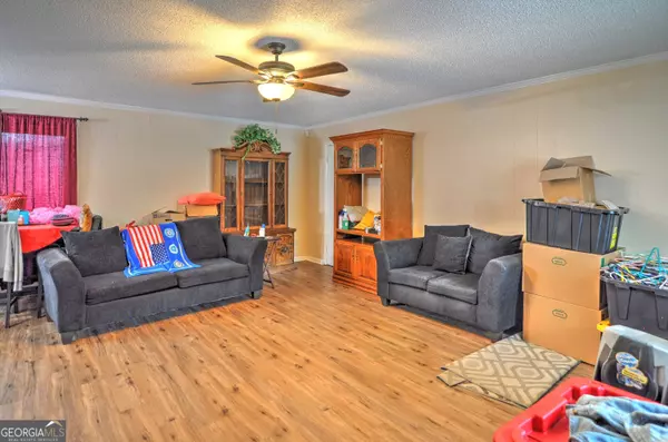 1002 Pineview Dr, Valdosta, GA 31601