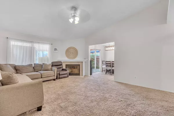 1525 W Kramer Ridge Road, Reedley, CA 93654