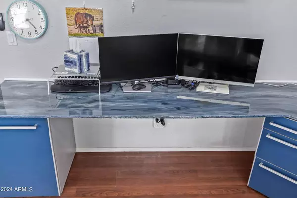 11010 W LAURELWOOD Lane, Avondale, AZ 85392