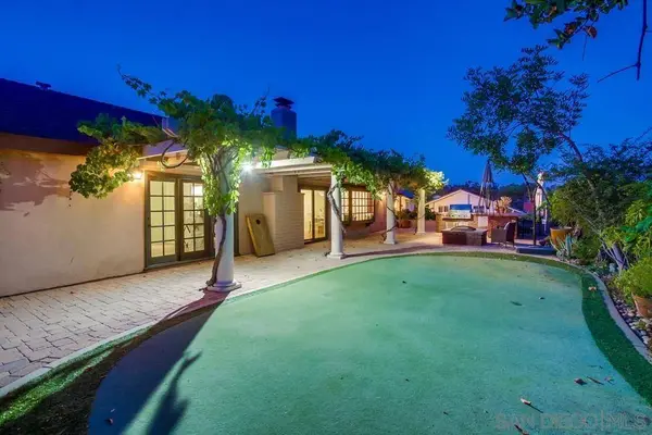 10989 Red Cedar Dr, San Diego, CA 92131