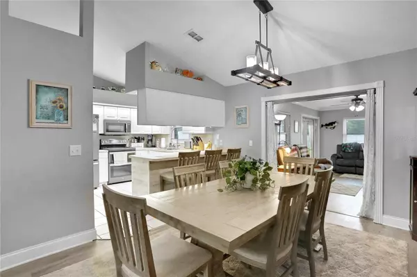 810 ARIETTA CIR, Auburndale, FL 33823