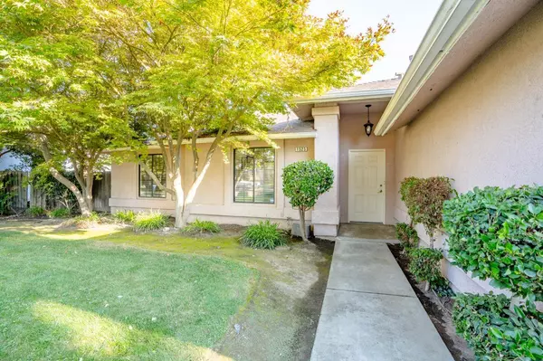 1525 W Kramer Ridge Road, Reedley, CA 93654