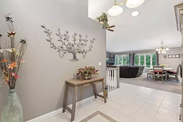 N6803 Donlin Drive, Pardeeville, WI 53954