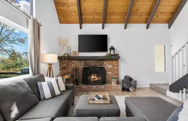 27528 Matterhorn DR, Lake Arrowhead, CA 92352