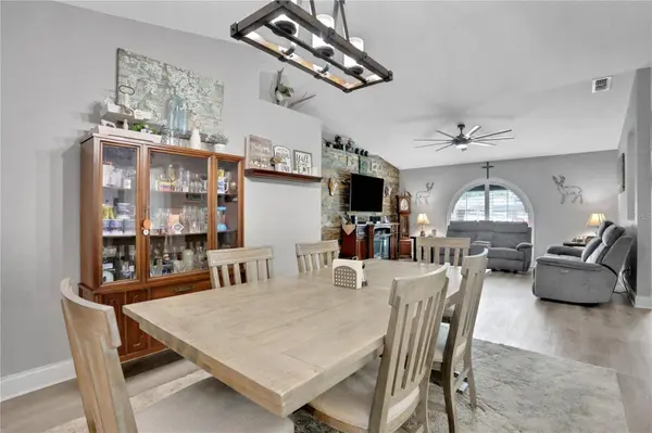 810 ARIETTA CIR, Auburndale, FL 33823