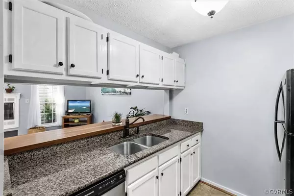 6153 Rolling Forest CIR, Mechanicsville, VA 23111