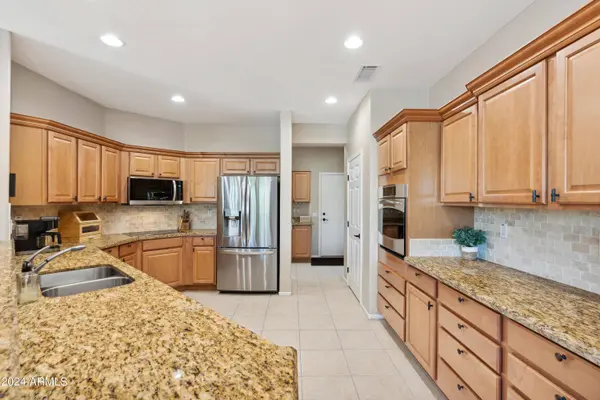 15301 W MORNINGTREE Drive, Surprise, AZ 85374