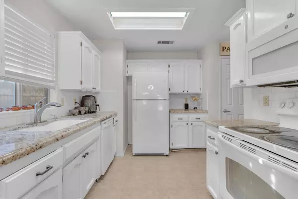 1525 W Kramer Ridge Road, Reedley, CA 93654