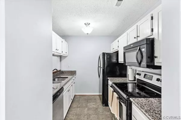 6153 Rolling Forest CIR, Mechanicsville, VA 23111