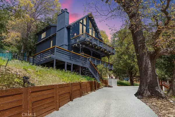 27528 Matterhorn DR, Lake Arrowhead, CA 92352