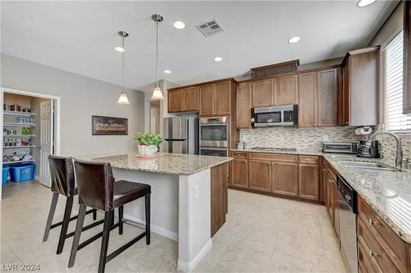 7418 Alamo Ranch Avenue, Las Vegas, NV 89179