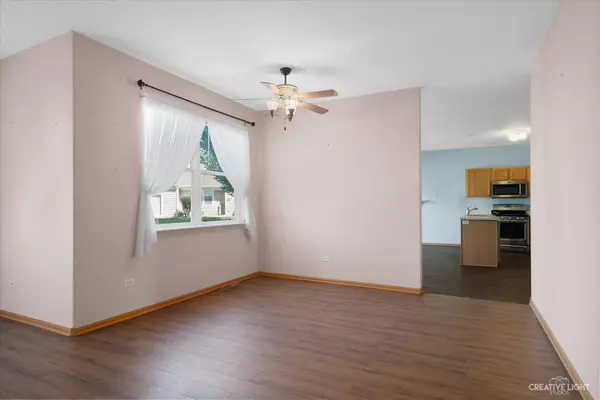 1271 Park Place CT #1271, Crest Hill, IL 60403