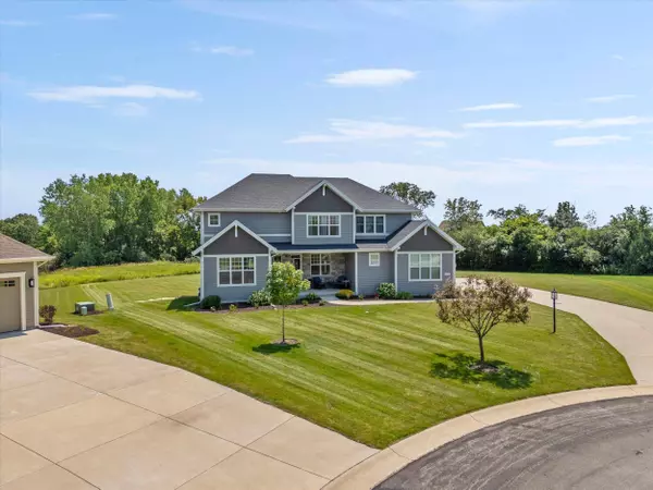 10720 N Blackbird, Mequon, WI 53097