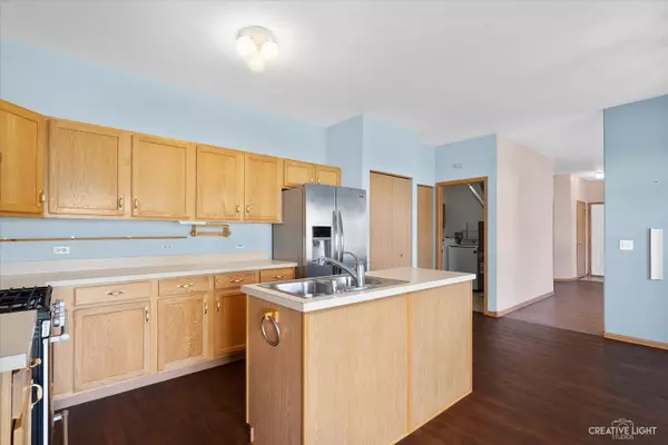 1271 Park Place CT #1271, Crest Hill, IL 60403