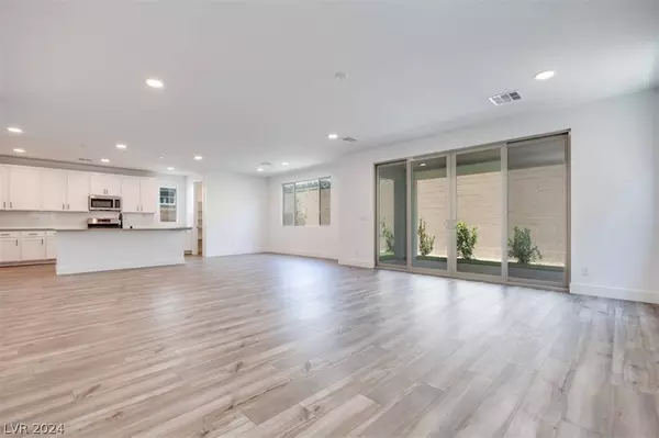 1208 Azure Jay Avenue, North Las Vegas, NV 89084