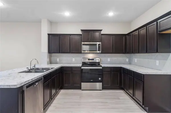 1236 Alamo Drive, Lewisville, TX 75077