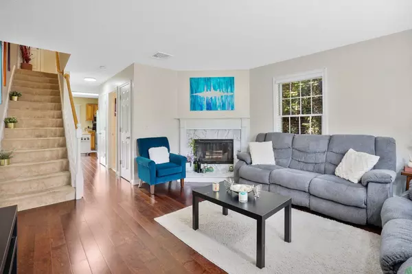 7 Bittersweet Lane #7, South Windsor, CT 06074