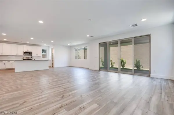 1208 Azure Jay Avenue, North Las Vegas, NV 89084