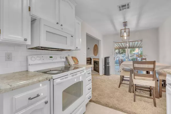 1525 W Kramer Ridge Road, Reedley, CA 93654