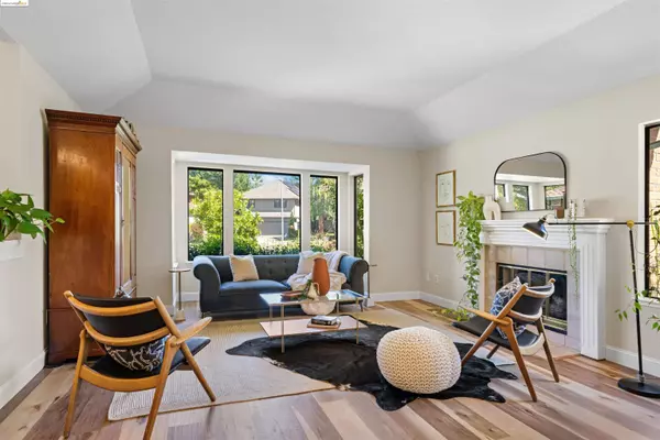 1021 Malaga Ct, Pleasanton, CA 94566