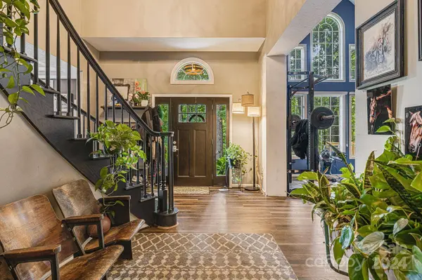 116 Holcombe Cove RD, Candler, NC 28715