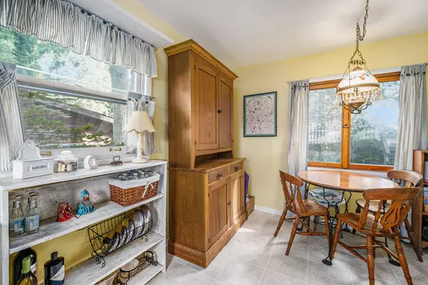 34119 Hillside Drive, Paw Paw, MI 49079