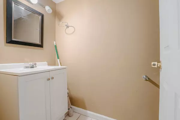 413 W 16th PL, Chicago Heights, IL 60411