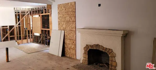 2228 W 73rd ST, Los Angeles, CA 90043