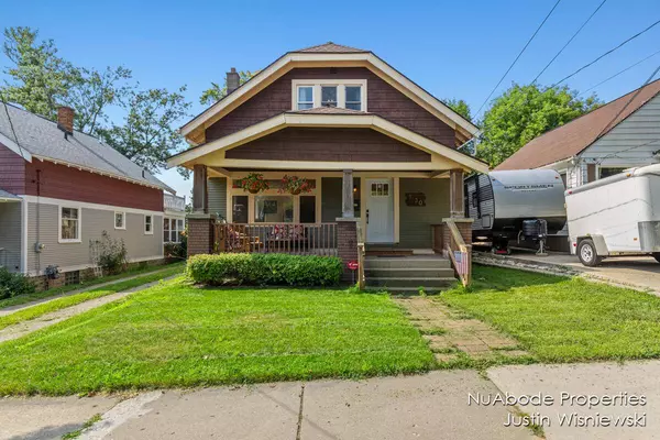 1130 Myrtle NW Street, Grand Rapids, MI 49504