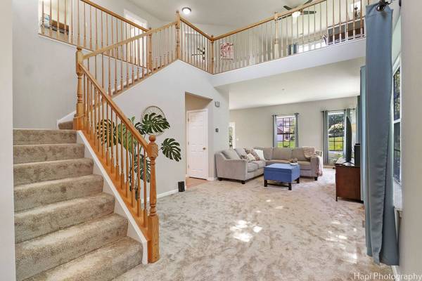 6061 Delaney DR #1, Hoffman Estates, IL 60192