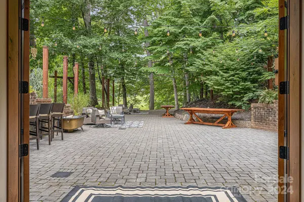 116 Holcombe Cove RD, Candler, NC 28715