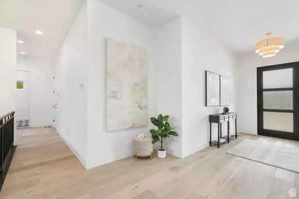 667 E VANDALAY LN, Draper, UT 84020