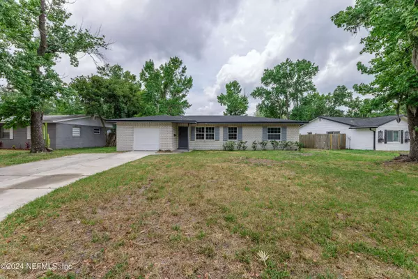 7869 JOLLIET DR, Jacksonville, FL 32217