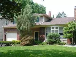 32 Strawberry Hill Rd, Branchburg Twp., NJ 08876